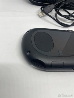 PlayStation Vita PCH-2004 LCD verzia - 4