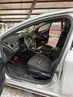 Predám Ford Mondeo r. 2011 - 4