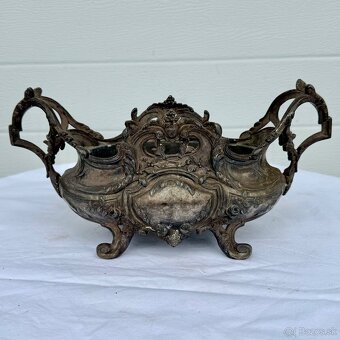 Starožitná zdobená žardiniéra s ružičkama - 4