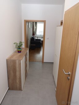 1 izb. NOVOSTAVBA s garážovým státím a s výnimočným výhľadom - 4