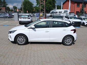Hyundai i20 1.2i 62kW COMFORT CLUB TAŽNÉ ZÁRUKA ČR 1MAJITEL - 4
