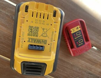 Baterie Dewalt 18v/54v XR Flexvolt 9ah - 4