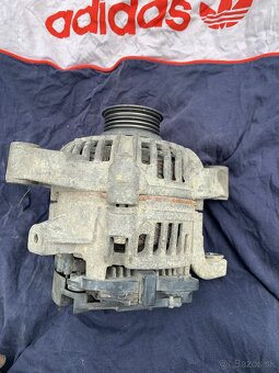 Predam bosch alternator na opel astra G 1,4l 16v - 4