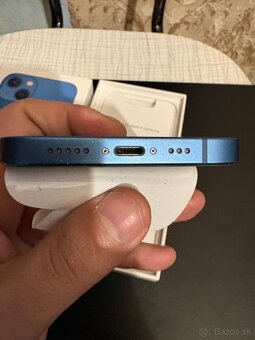 iPhone 13 Blue 128 GB - 4