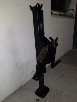 Zdvihák hrebeňový - 4