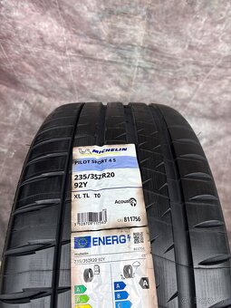 Originální alu kola Tesla model 3 235/35ZR20 - 4