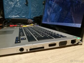 Sony. 13,3“. Dotyková obrazovka. - 4