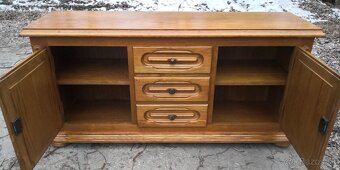 Rustikálna masívna komoda - 4