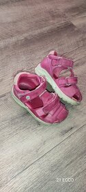 Topánky pre dievčatko (HM, Skechers),, číslo od 21 - 4
