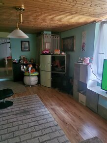 Predaj 4 izbového rodinného domu v obci Tekovské Lužany - 4