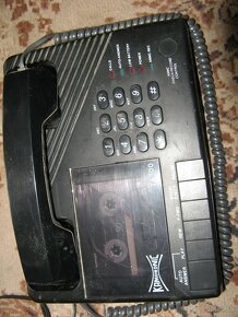 Staré funkčné slúchadlové telefóny - 4