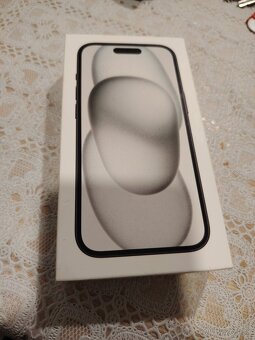 iPhone 15 black 128GB - 4