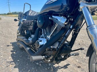 Harley Davidson Dyna FXDC - 4