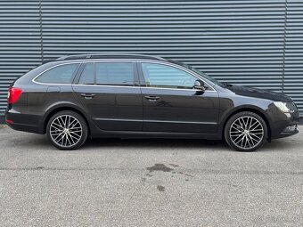 Superb Combi 2.0 TDI 103KW DSG - 4