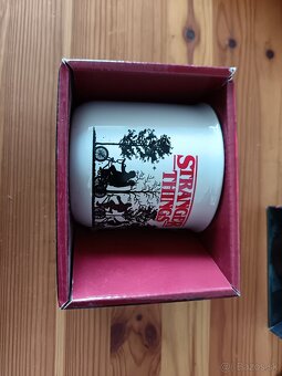 Stranger Things poháre - 4