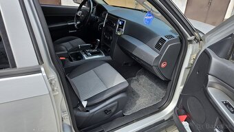 Jeep Grand Cherokee - 4
