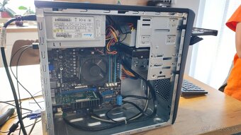 Predam starsi PC Asus Esentio M series - 4