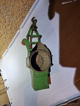 Mlyncek na orechy 2 - 4