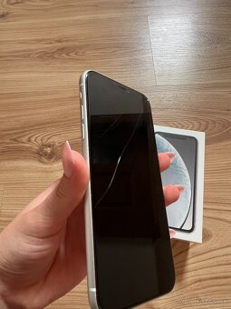 Iphone XR - 4