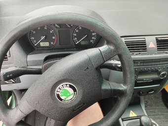Škoda Fabia 1.4 MPI - 4