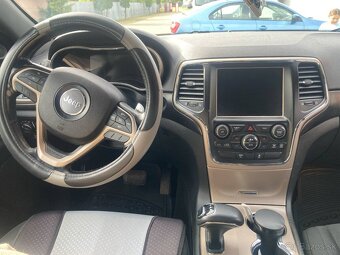 Grand CHerokee - 4