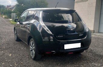 Nissan Leaf Tekna 2015, 24kW, čierna metalíza - 4