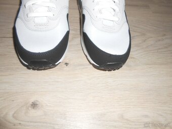 Predam nove original tenisky znacky NIKE AIR MAX 1 - 4