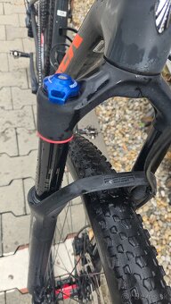 Trek procaliber 9.7 veľkosť 17.5 (M) , karbon - 4