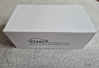 Audi RS4 avant Ottomodels 1:18 - 4