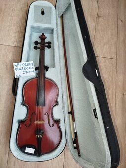 4/4 staré husle - 4
