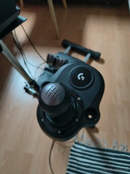 Predám herný volant Logitech G29 + stojan + shifter - 4