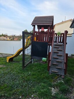 Detský domček so šmykľavkou - 4