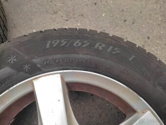 Predám zimné pneu Matador 195/65 R15 + elektróny 5x112 R15 - 4