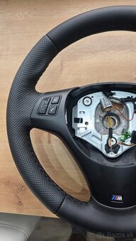 VOLANT BMW E90 E91 E92 E93 E82 M sport  E90M - 4