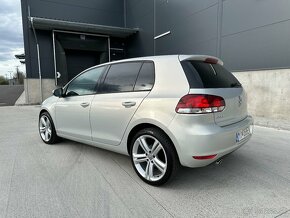 Volkswagen Golf Variant 1.6 TDI BlueMotion - 4
