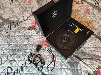 Prehrávač LP platní - 4