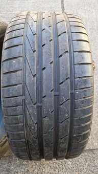 245 35 R18 letné 2ks - 4
