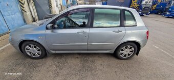 Fiat stilo 1.9 8v 88kw rv 2004 - 4