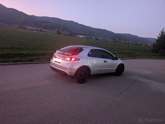Predám/vymenim Honda civic 8g 2.2 103kw - 4
