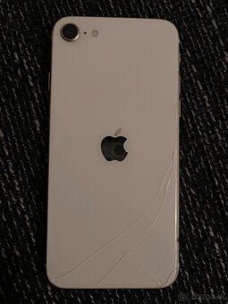 Apple iPhone SE (3. generácia / 2022) - 4