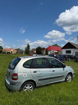 Renault Scénic - 4