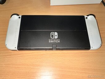 Nintendo Switch (Oled) - 4