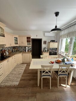 Na predaj 3-izbový byt, 75 m² – Krásna ulica, Galanta - 4