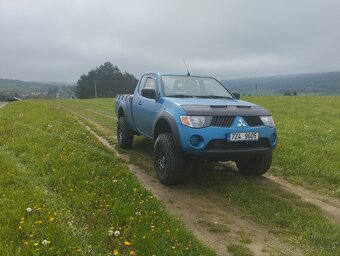 Mitsubishi L200 - 4