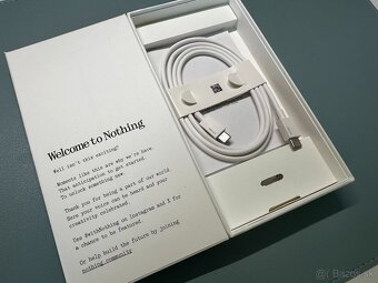 Nothing Phone 3a (novy) - 4