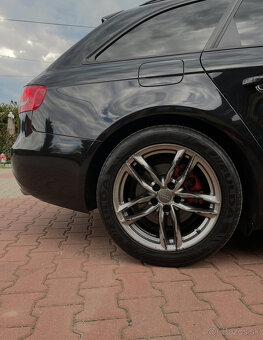 Audi a4 b8 3.0 TDi 3xs-line 176kw - 4