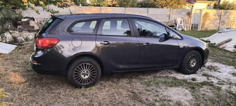 Predam Opel Astra ST 1,4 Benzi + LPG (fabricky) - 4
