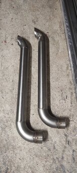 Predám koncovky výfuku e516/517 - 4