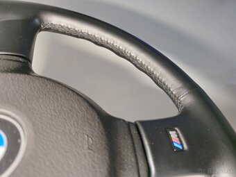 M-packet M-tech BMW volant e30 - 4