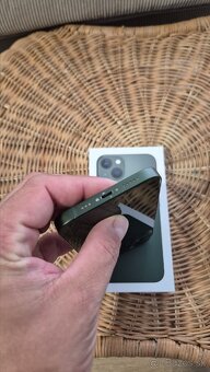 Apple Iphone 13 128gb zeleny - 4